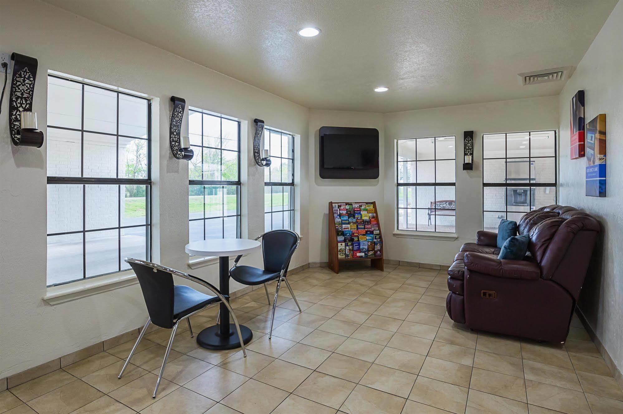 Motel 6-Madisonville, Tx Bagian luar foto