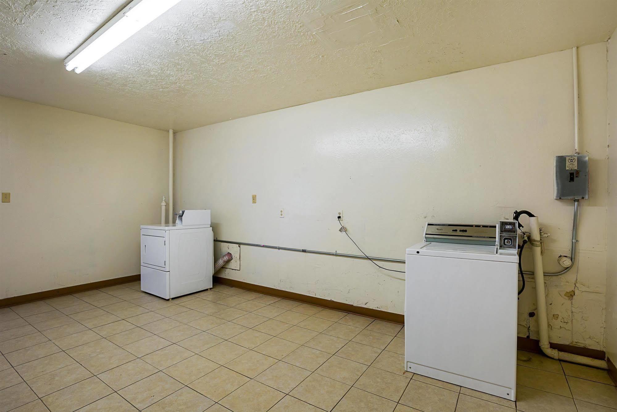 Motel 6-Madisonville, Tx Bagian luar foto